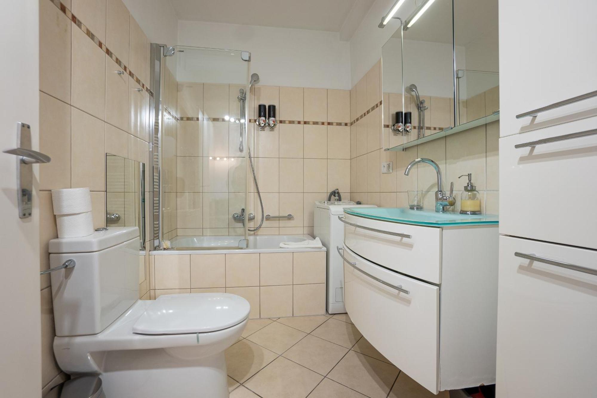 Apartment With A Private Terrace Located Right Near Belvedere Castle, 15 Minutes Away From Stephansdom فيينا المظهر الخارجي الصورة